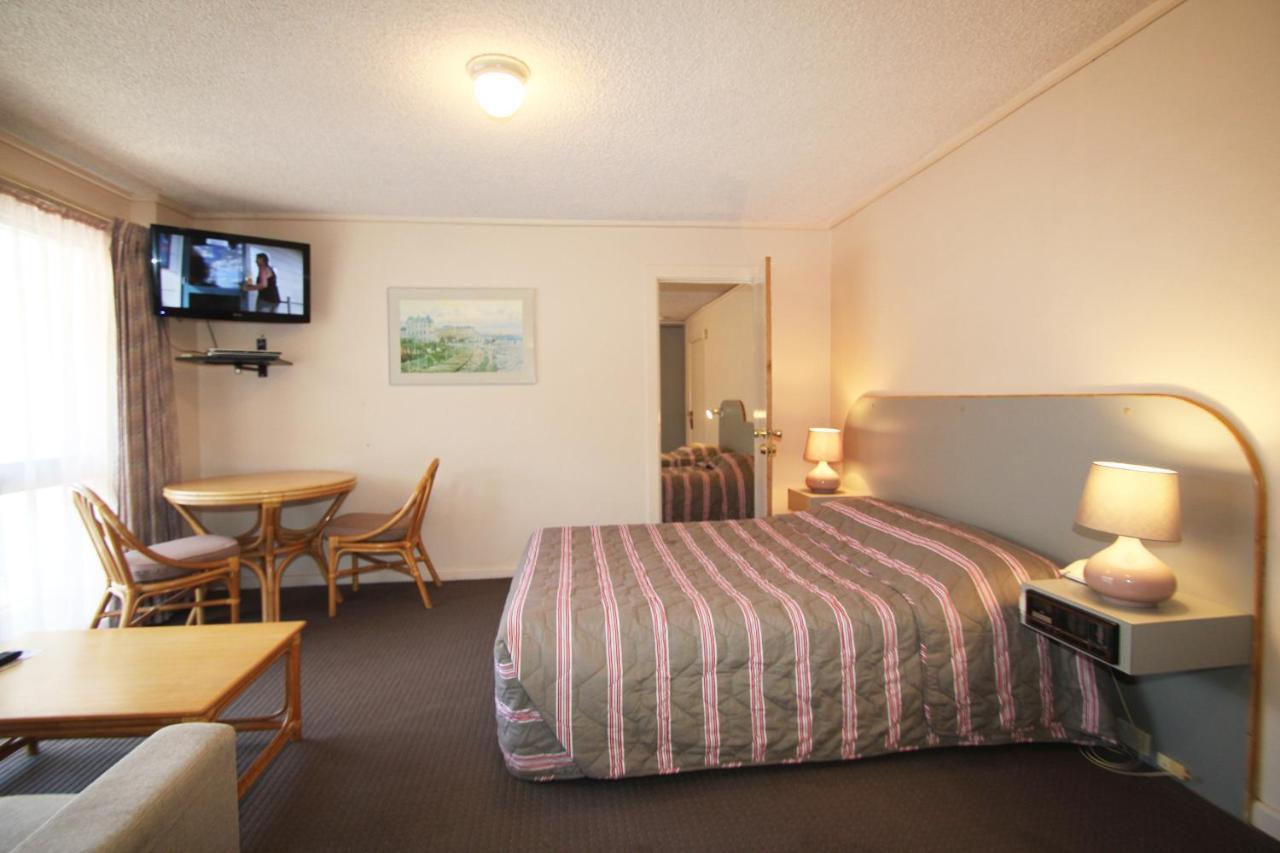 Beaumaris Bay Motel Экстерьер фото